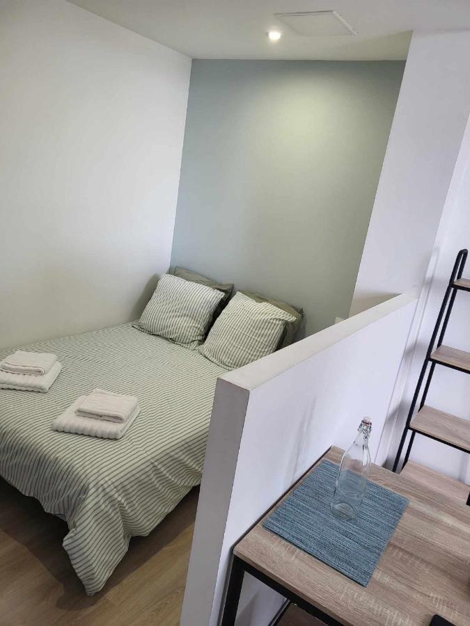 Appartement Canada 1 Valenciennes Exteriör bild